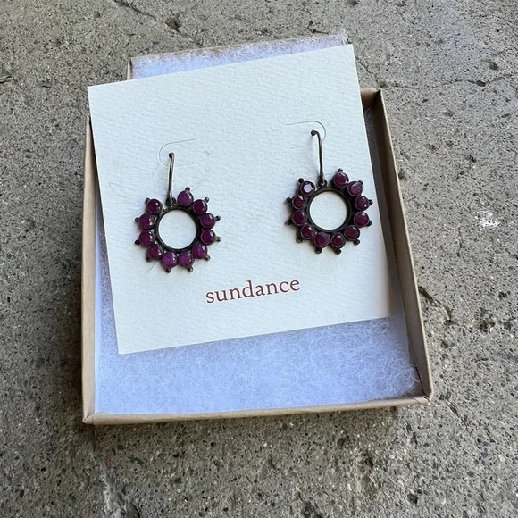 Sundance Catalog Ruby Wreath Earrings New - Picture 3 of 6